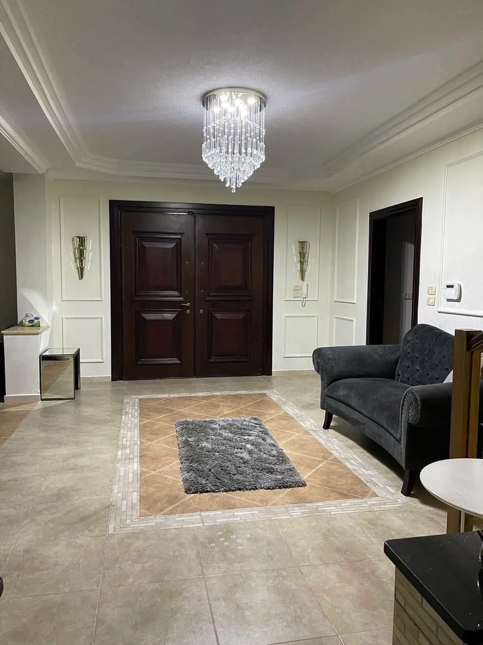 Dahiyat Al-Nakheel Duplex with Extensive Outdoor Space in Dahiyat Al-Nakheel, Amman — photo 3