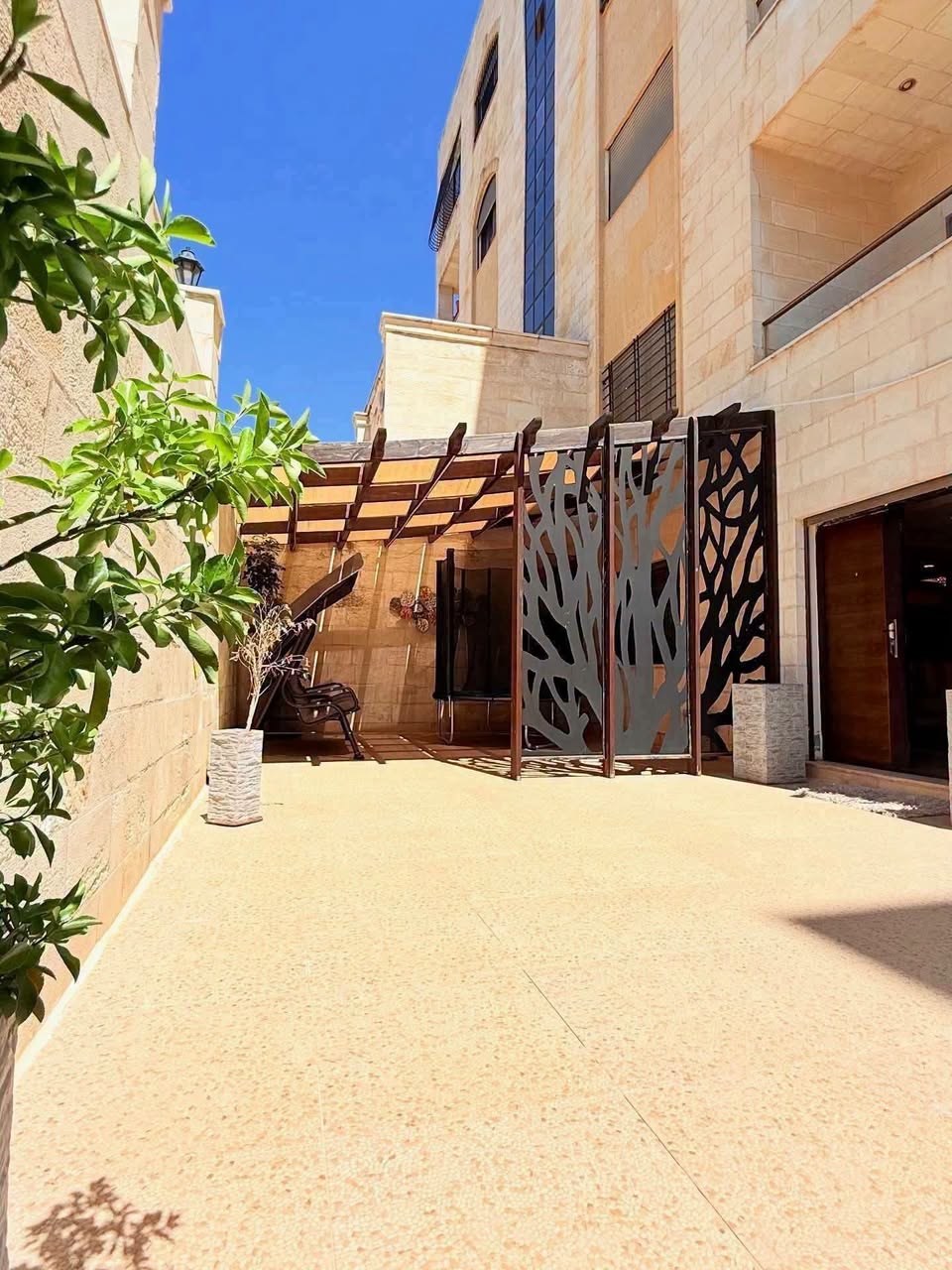 Khalda Apartment with 100 m² Terraces in Khalda, Amman — photo 3