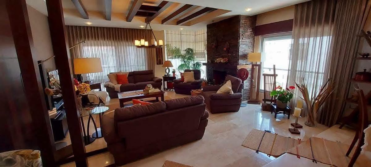 Deir Ghbar Apartment with Separate Furnished Rooftop in Deir Ghbar, Amman — photo 4