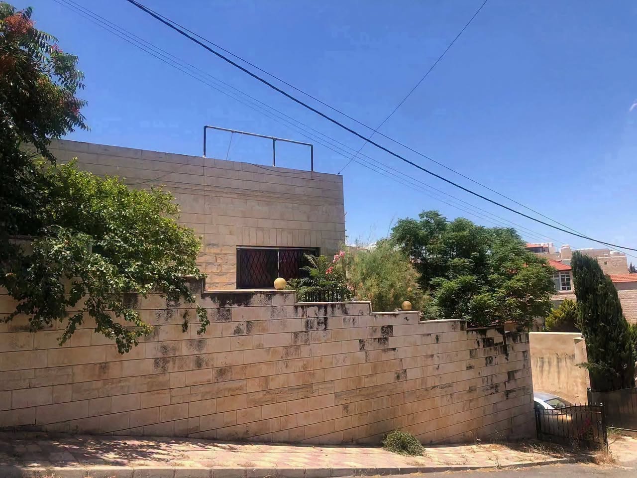 Independent Home on a 1,028 m² Plot in East Al-Jubeiha, Amman — photo 2