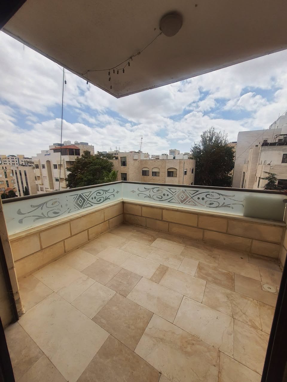 Second-Floor Apartment with Three Balconies in Al-Jubeiha – Al-Rayyan, Amman — photo 2
