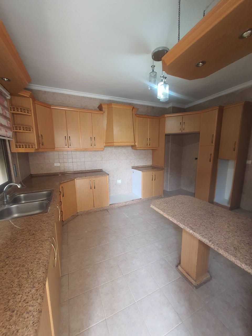 Second-Floor Apartment with Three Balconies in Al-Jubeiha – Al-Rayyan, Amman — photo 3