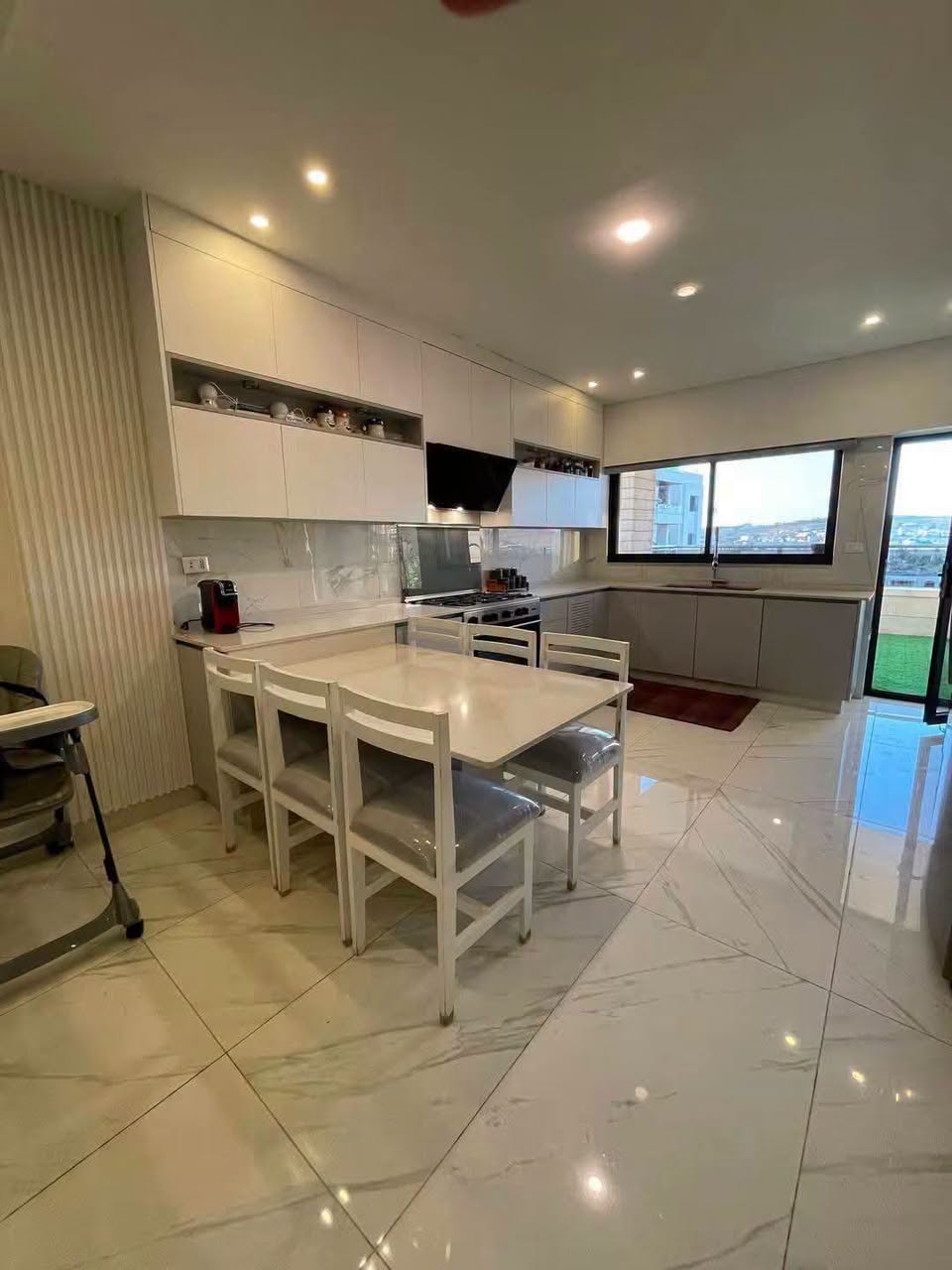 Shafa Badran – Al-Kom Duplex with Rooftop in Shafa Badran – Al-Kom, Amman